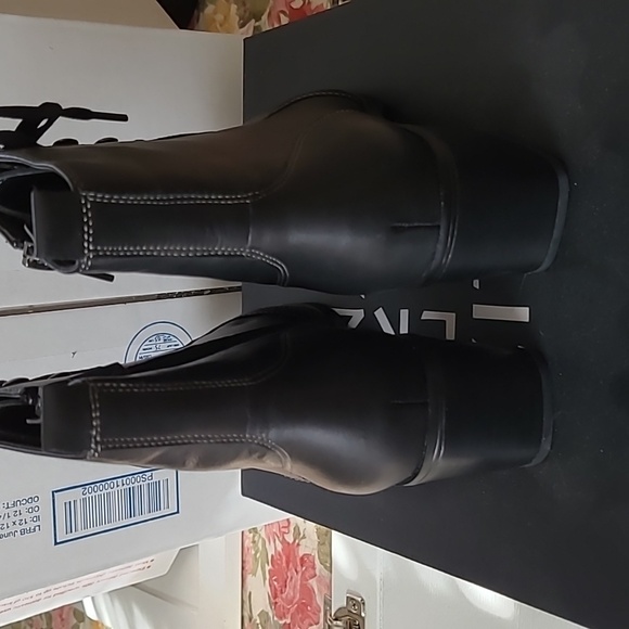 Black Naturalizer boots size 8 - Picture 4 of 7